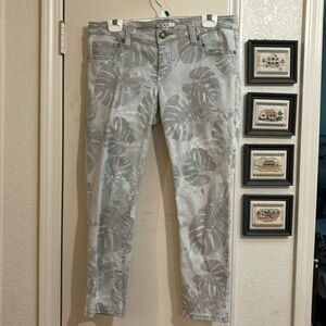 Cabi Paradise Cropped Super Skinny Jeans